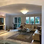 Lägenhet Luxurioeses Haus In München