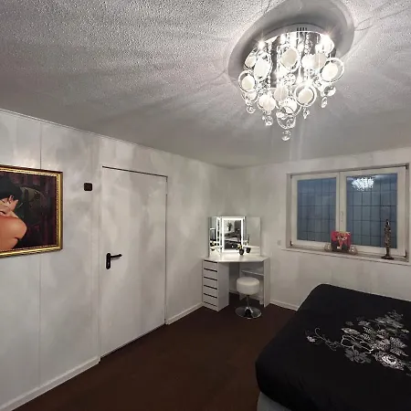 아파트 Luxurioeses Haus In