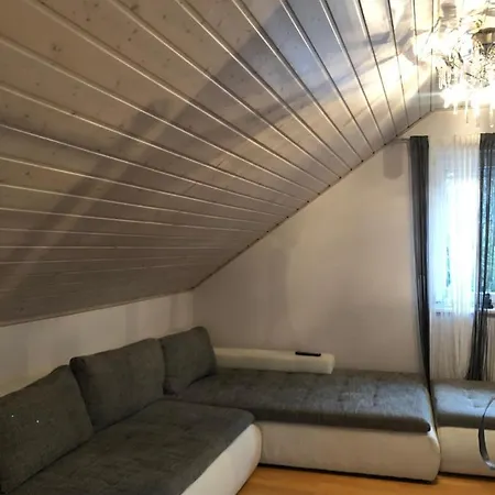 아파트 Luxurioeses Haus In